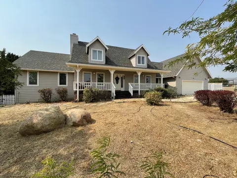 19600 Violette Ct, Tehachapi, CA 93561 photo 2