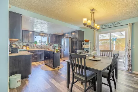 43642 17th St E, Lancaster, CA 93535 photo 11