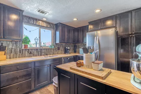 43642 17th St E, Lancaster, CA 93535 photo 10