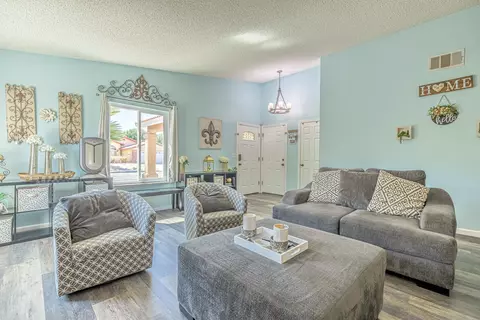 43642 17th St E, Lancaster, CA 93535 photo 6