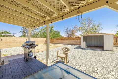37138 28th St E, Palmdale, CA 93550 photo 6