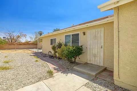 37138 28th St E, Palmdale, CA 93550 photo 4