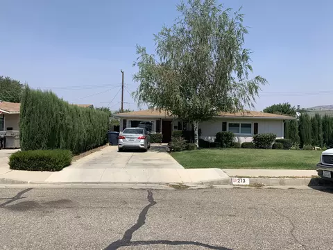213 Spruce St, Tehachapi, CA 93561 photo 2