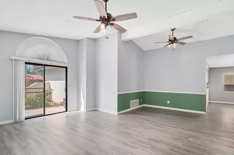 1341 Avenue J12 E, Lancaster, CA 93535 photo 6