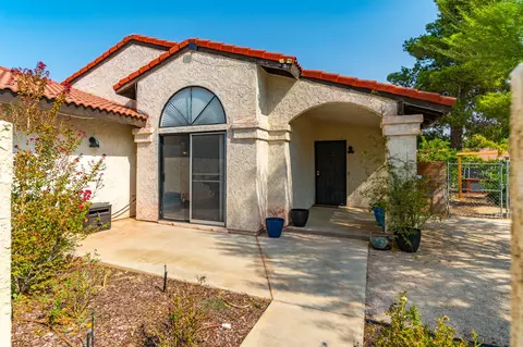1341 Avenue J12 E, Lancaster, CA 93535 photo 4