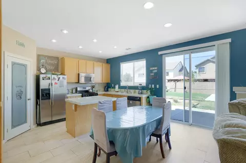5761 Monaco Dr, Palmdale, CA 93552 photo 18