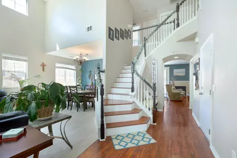 5761 Monaco Dr, Palmdale, CA 93552 photo 3