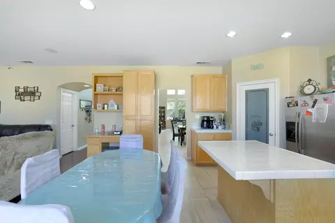 5761 Monaco Dr, Palmdale, CA 93552 photo 31