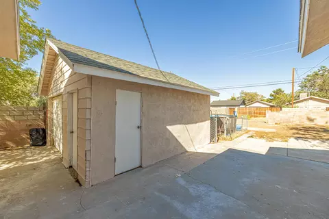 44632 Elm Ave, Lancaster, CA 93534 photo 25
