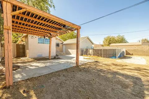 44632 Elm Ave, Lancaster, CA 93534 photo 27