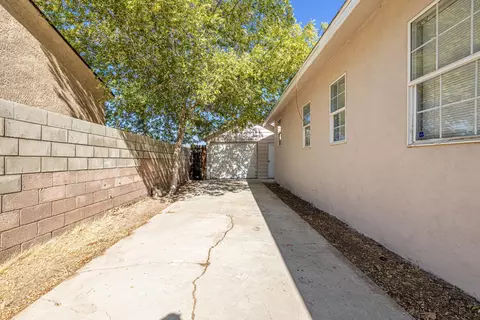 44632 Elm Ave, Lancaster, CA 93534 photo 29