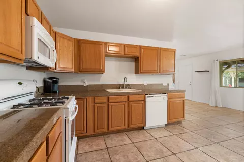 3746 Paddock Way, Lancaster, CA 93536 photo 50