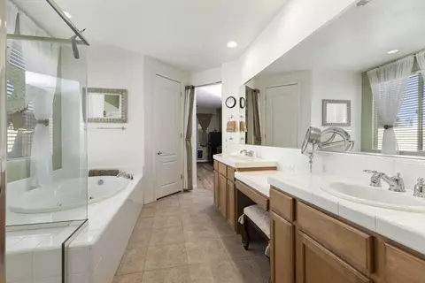 3746 Paddock Way, Lancaster, CA 93536 photo 23