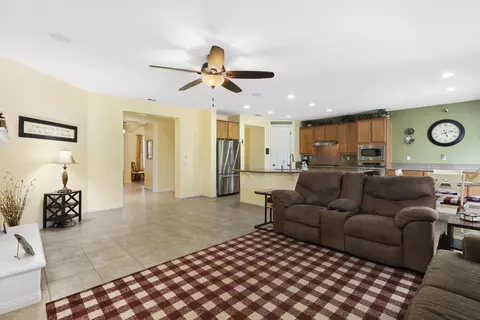 3746 Paddock Way, Lancaster, CA 93536 photo 16