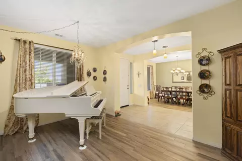 3746 Paddock Way, Lancaster, CA 93536 photo 8
