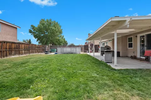 44218 Freer Way, Lancaster, CA 93536 photo 21