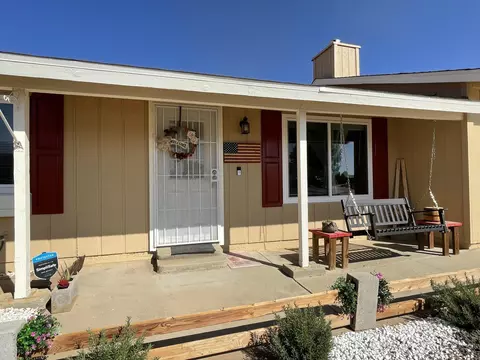 21521 San Gabriel Dr, Tehachapi, CA 93561 photo 4