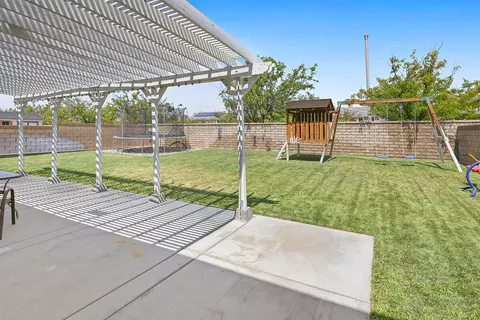 4303 Vahan Ct, Lancaster, CA 93536 photo 27