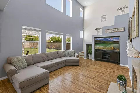 4303 Vahan Ct, Lancaster, CA 93536 photo 14