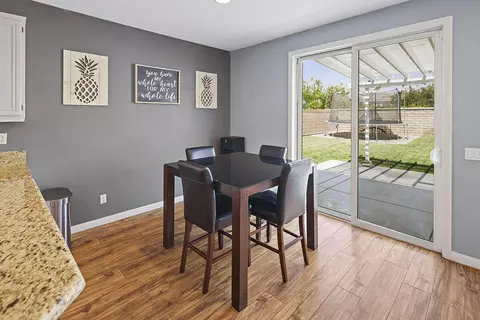 4303 Vahan Ct, Lancaster, CA 93536 photo 9