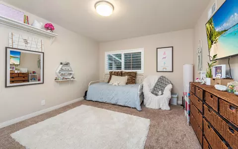 44660 Lowtree Ave, Lancaster, CA 93534 photo 32