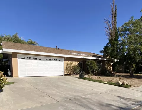 44928 Hanstead Ave, Lancaster, CA 93535 photo 1