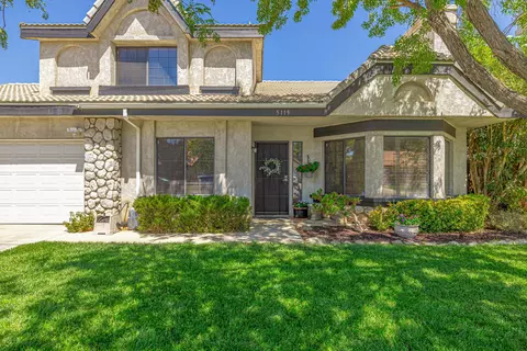 5119 Ruby Ct, Lancaster, CA 93536 photo 2