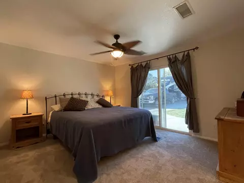 2847 Ave L4 W, Lancaster, CA 93536 photo 22