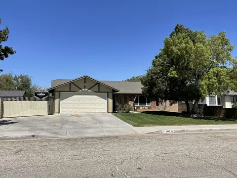2847 Ave L4 W, Lancaster, CA 93536 photo 2