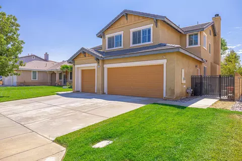 6258 Starview Dr, Lancaster, CA 93536 photo 2