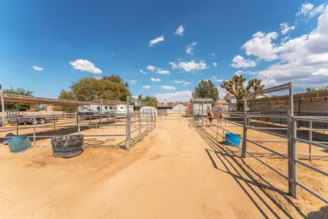 35947 53rd St E, Palmdale, CA 93552 photo 36