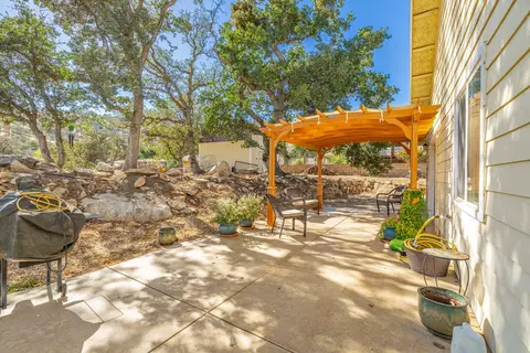21220 Prospect Ave, Tehachapi, CA 93561 photo 25