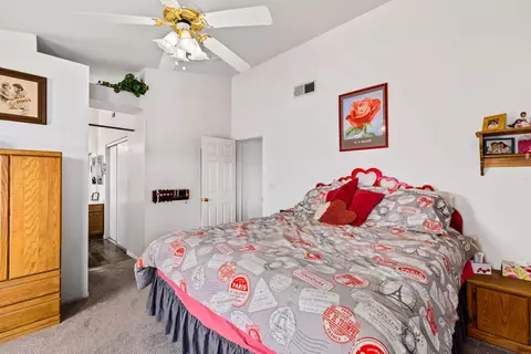 6348 Jonathon St, Lancaster, CA 93536 photo 19