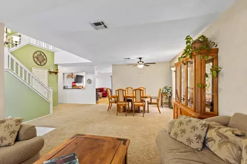 6348 Jonathon St, Lancaster, CA 93536 photo 7