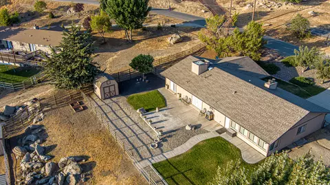 23781 Lakeview Dr, Tehachapi, CA 93561 photo 41