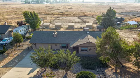 23781 Lakeview Dr, Tehachapi, CA 93561 photo 48