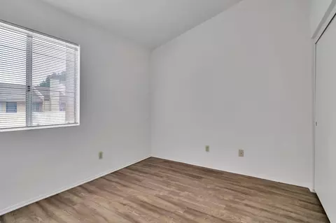 1846 Ave J2 E #4, Lancaster, CA 93535 photo 11
