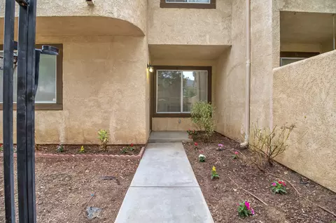 1846 Ave J2 E #4, Lancaster, CA 93535 photo 1