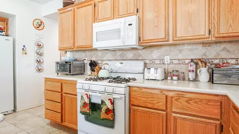 6344 Scalea Ct, Palmdale, CA 93552 photo 7