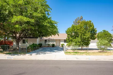 43213 7th St E, Lancaster, CA 93535 photo 1