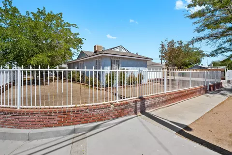 3205 Ave Q4 E, Palmdale, CA 93550 photo 1