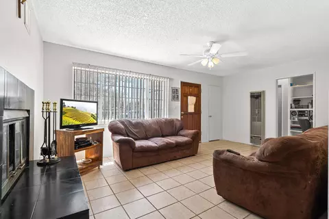 3205 Ave Q4 E, Palmdale, CA 93550 photo 6