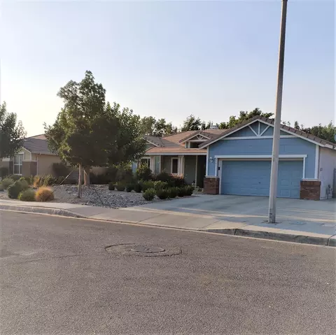 4741 Kindling Ct, Lancaster, CA 93536 photo 5