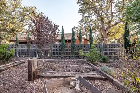 28200 Bear Valley Rd, Tehachapi, CA 93561 photo 19