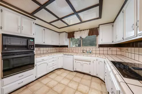 28200 Bear Valley Rd, Tehachapi, CA 93561 photo 28