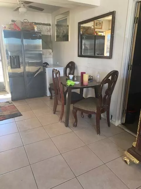 15325 Leslie St, Mojave, CA 93501 photo 6