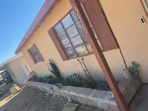 15325 Leslie St, Mojave, CA 93501 photo 7