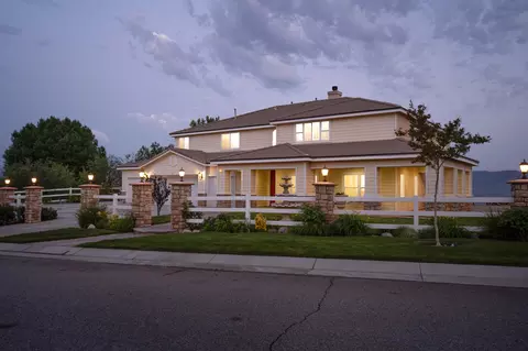 34593 Aspen St, Acton, CA 93510