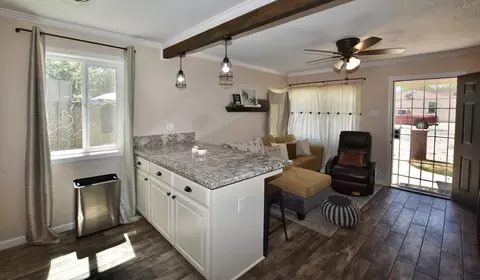 101 I St E, Tehachapi, CA 93561 photo 3