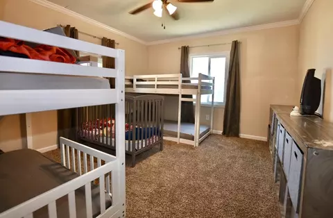 101 I St E, Tehachapi, CA 93561 photo 5